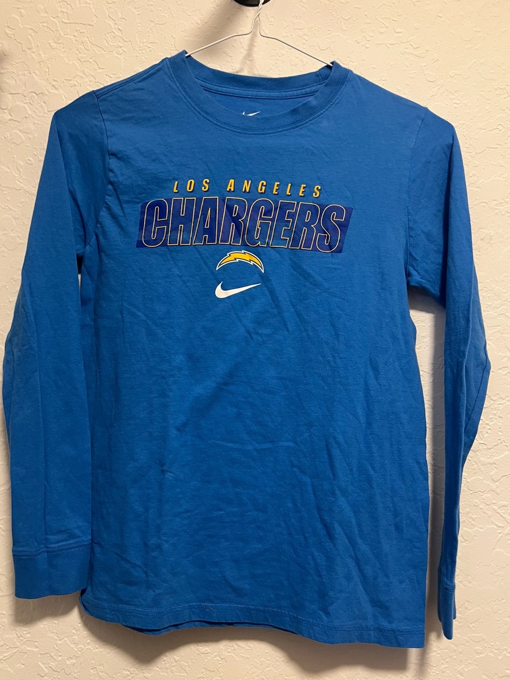 The Nike Tee Blue Crewneck Long Sleeve Los Angeles Chargers, Youth Large